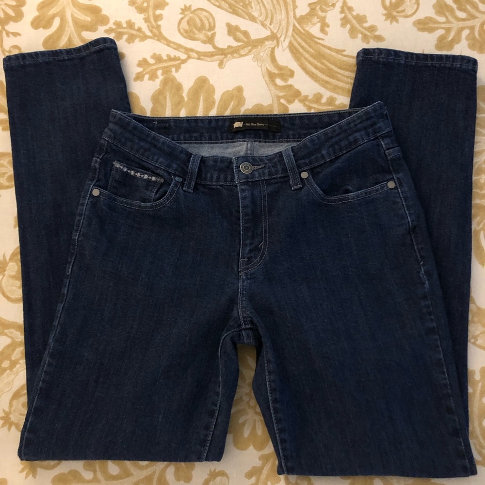 Levi Mid Rise Skinny Jeans